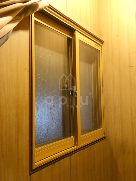 単板ガラスで、熱の出入りが多かった窓５か所に、内窓を取り付けたことにより断熱効果がUP。
