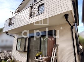 明るい清潔感のある白色の外壁に大変身！