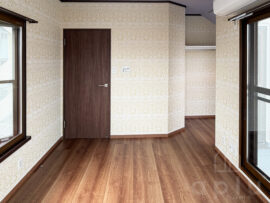 （子供部屋側）<br />
新たにドアを設け、プライバシーを保てる空間となりました。<br />
